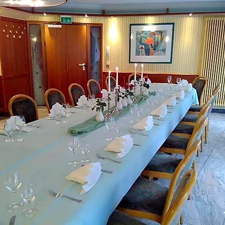 Schmidt Am Markt Hotel 3*